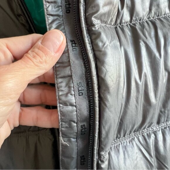STIO Women’s Goose Down Puffer Vest - Picture 3 of 12